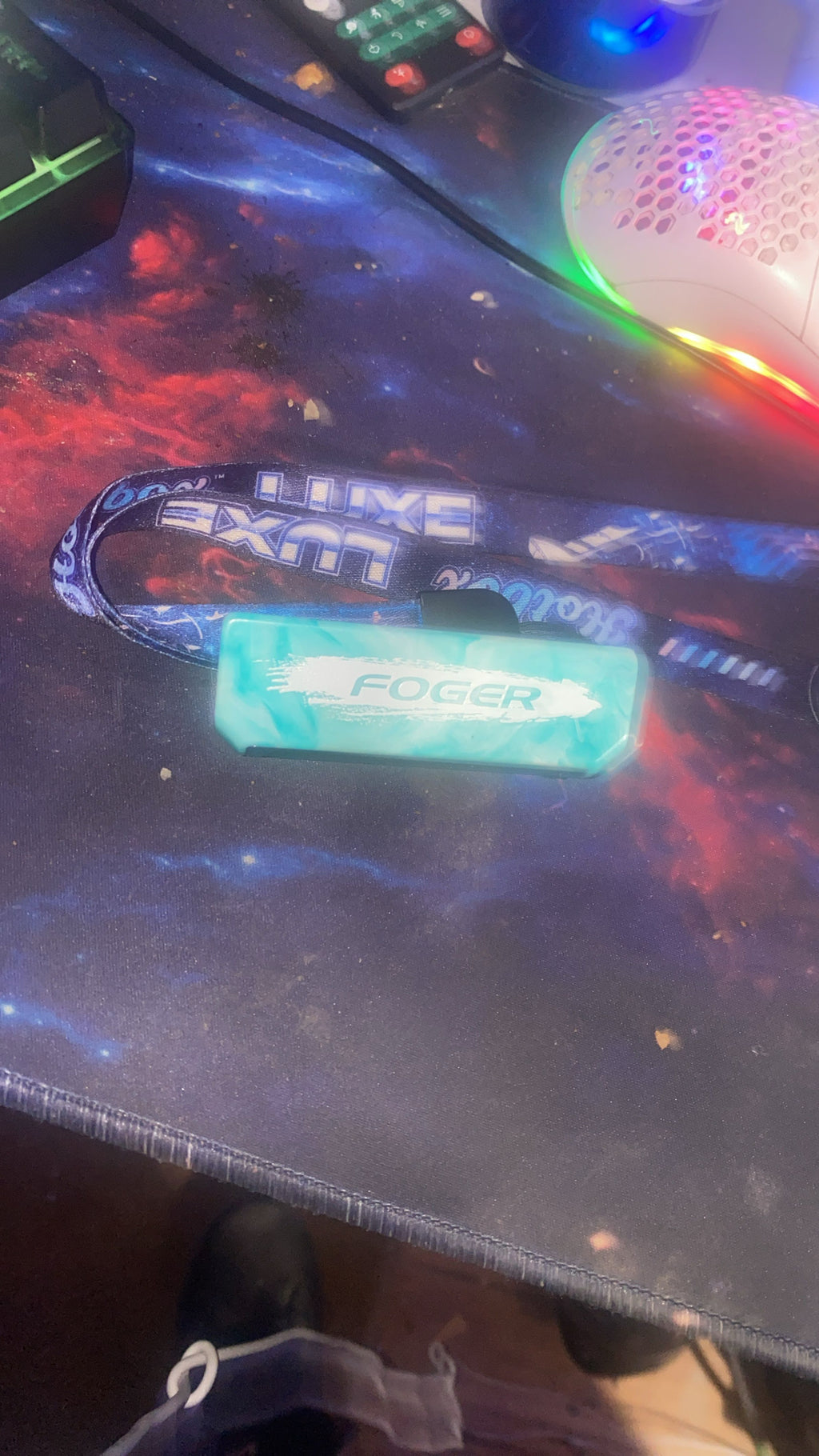 HotBox lanyard 1/2  Hotbox lanyard/Foger battery 2/2